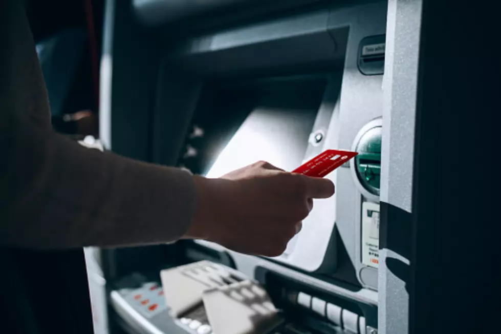 VIDEO: Texas Thieves Yank ATM Right Out of the Store